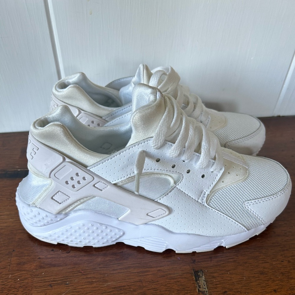 Nike Air Huarache Runners